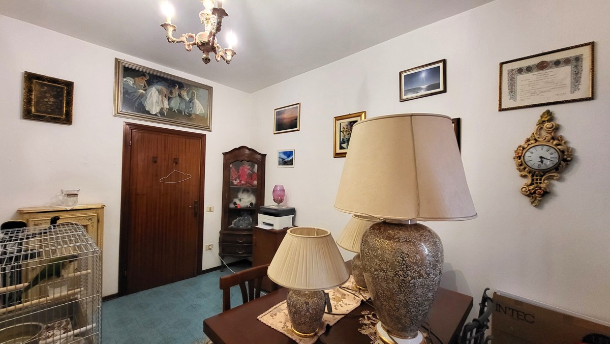 Foto 25 di 28 - Appartamento in vendita a Cecina