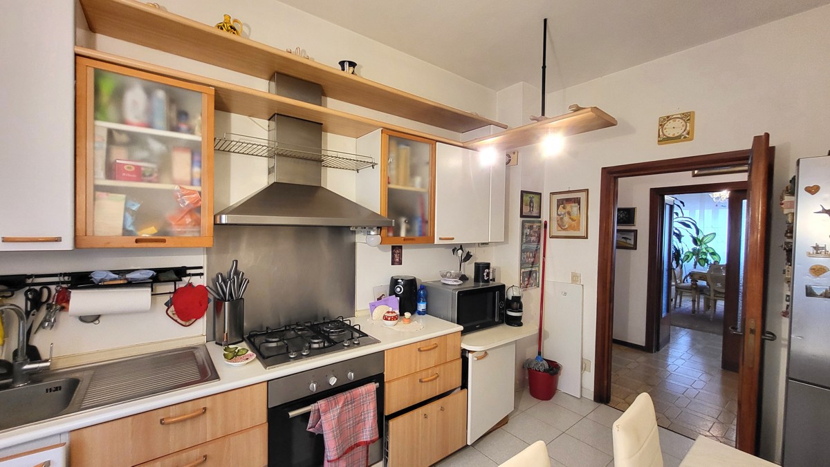 Foto 10 di 28 - Appartamento in vendita a Cecina