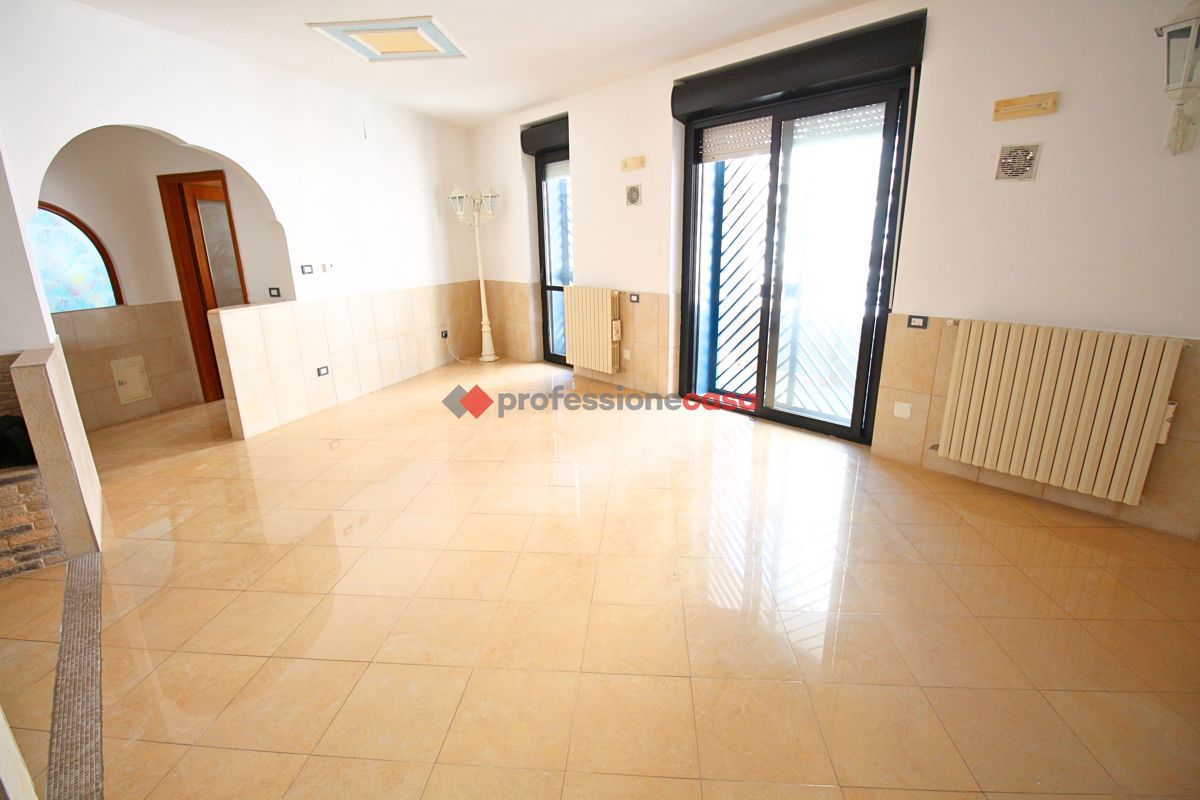 Foto 4 di 21 - Appartamento in vendita a Foggia
