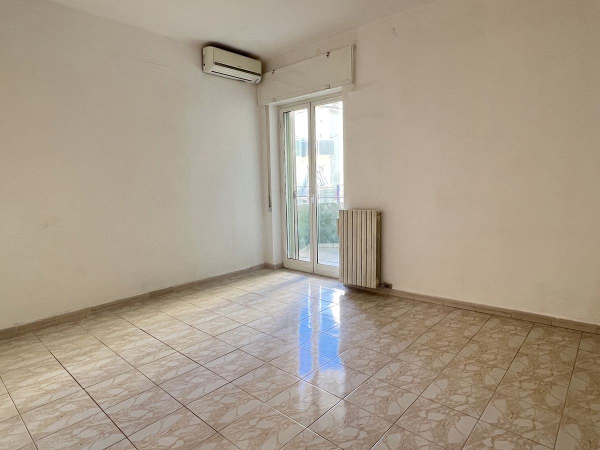 Foto 2 di 17 - Appartamento in vendita a Taranto