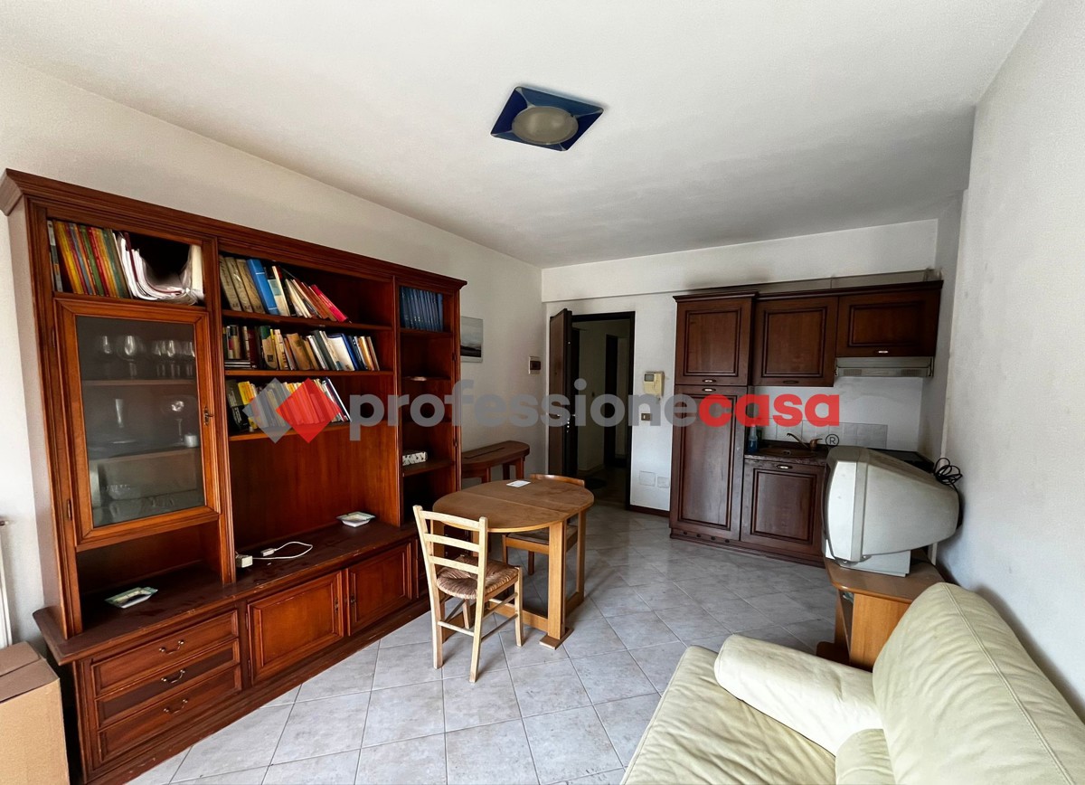 Foto 11 di 27 - Appartamento in vendita a Pomezia