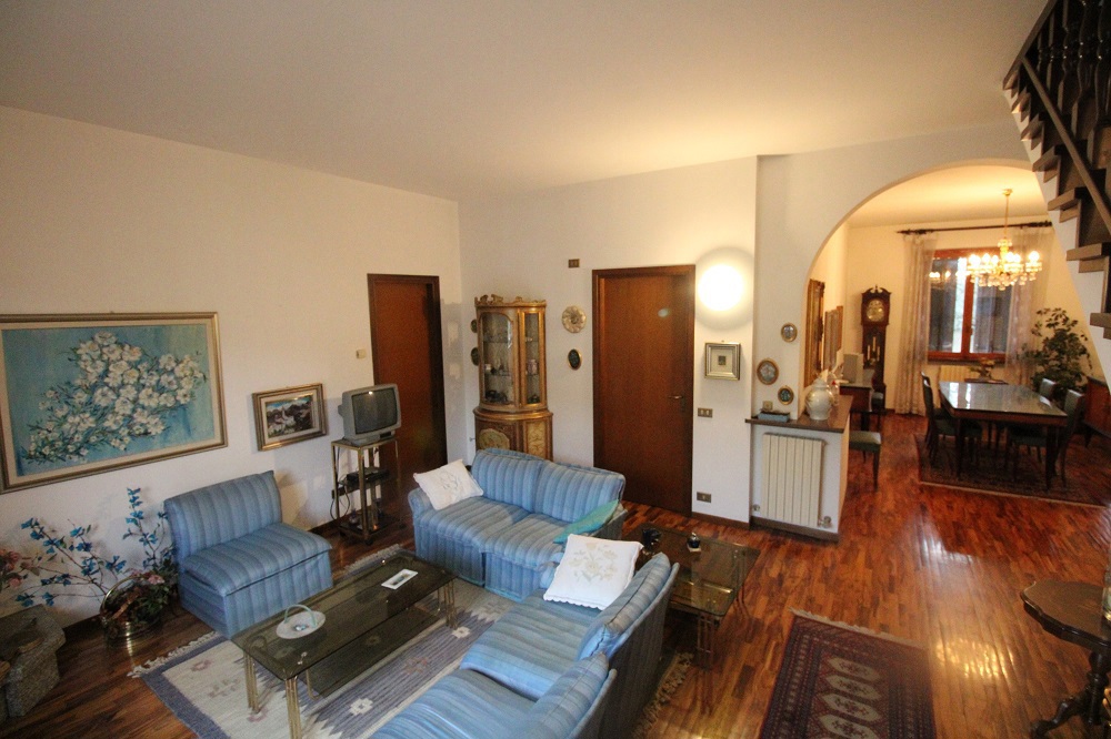 Foto 2 di 49 - Appartamento in vendita a Vaprio d'Adda