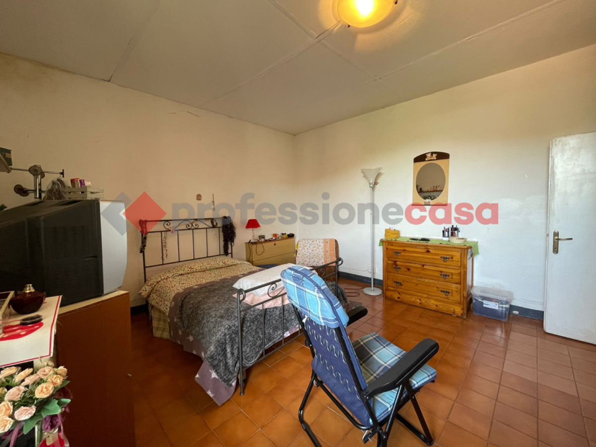Foto 10 di 19 - Appartamento in vendita a Livorno