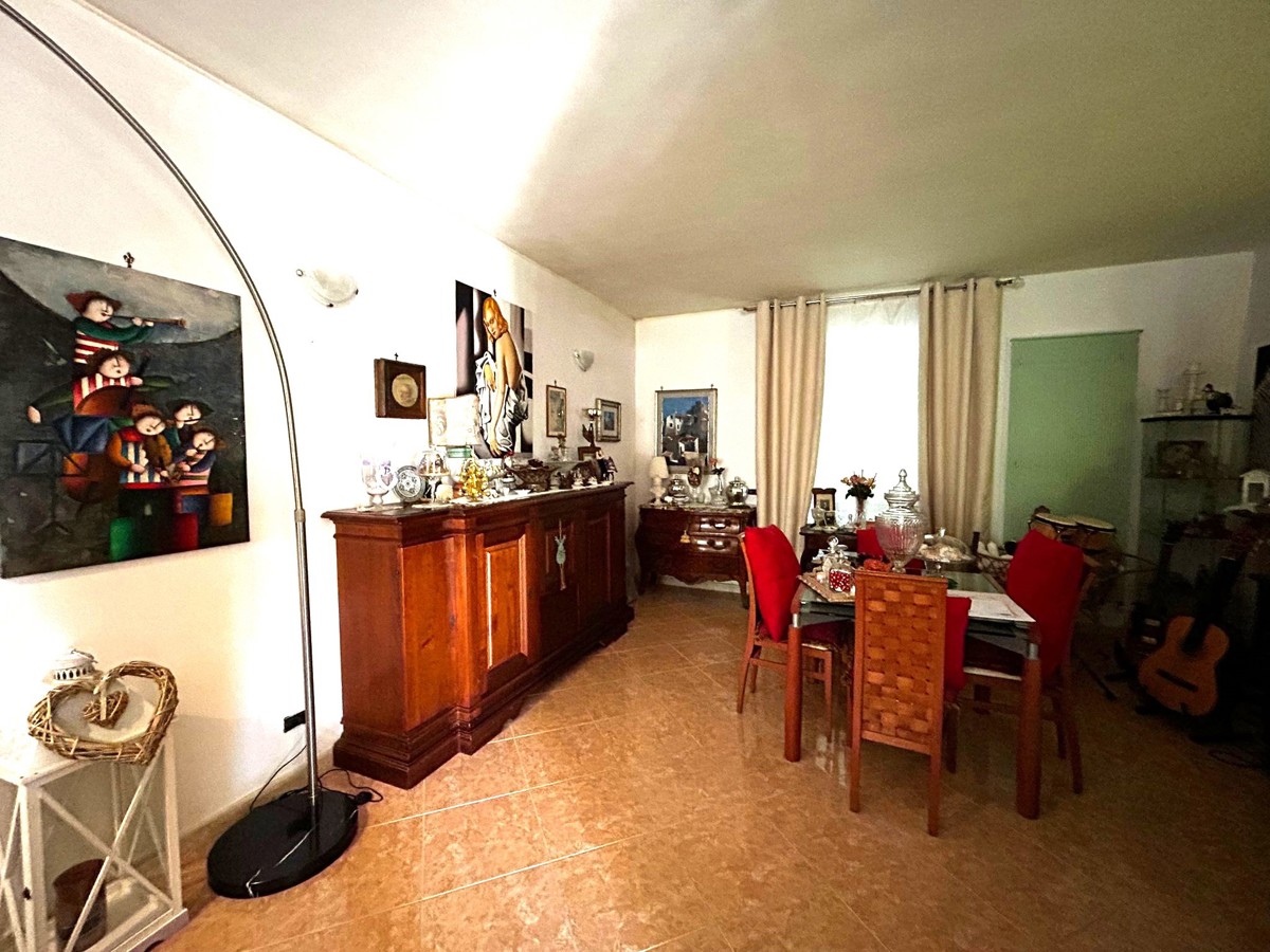 Foto 20 di 49 - Villa in vendita a Pulsano