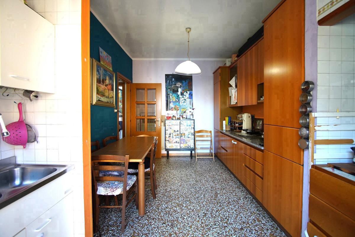 Foto 15 di 21 - Appartamento in vendita a Venezia