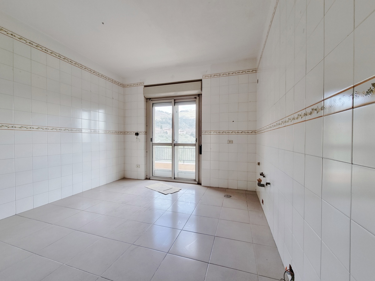 Foto 5 di 53 - Appartamento in vendita a Caserta