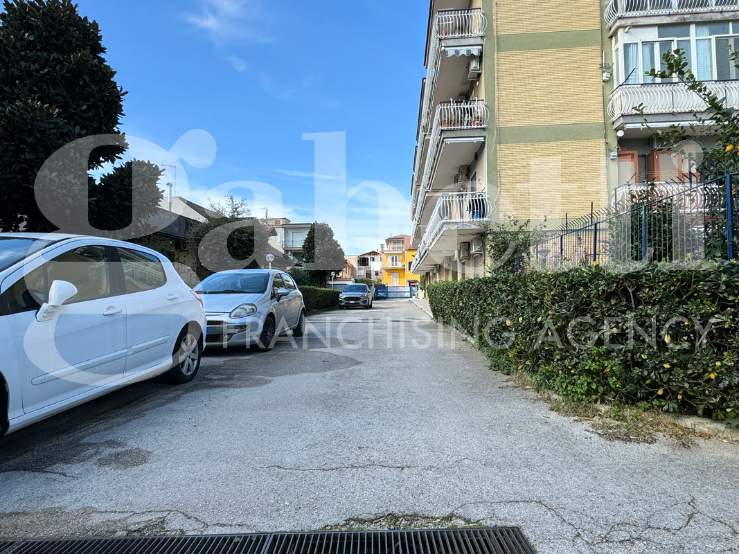 Foto 7 di 7 - Garage in vendita a Mugnano di Napoli