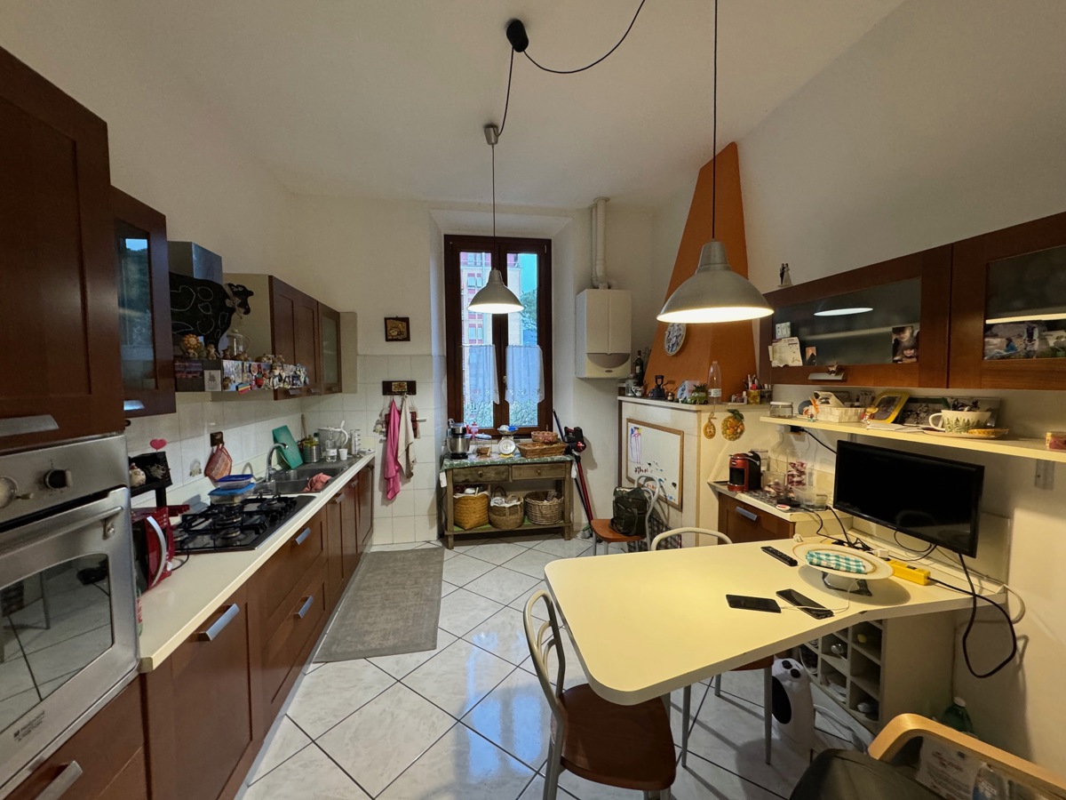 Foto 3 di 38 - Appartamento in vendita a Terni