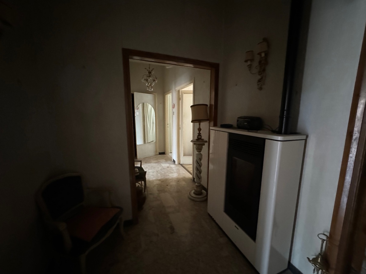 Foto 21 di 24 - Appartamento in vendita a Terni