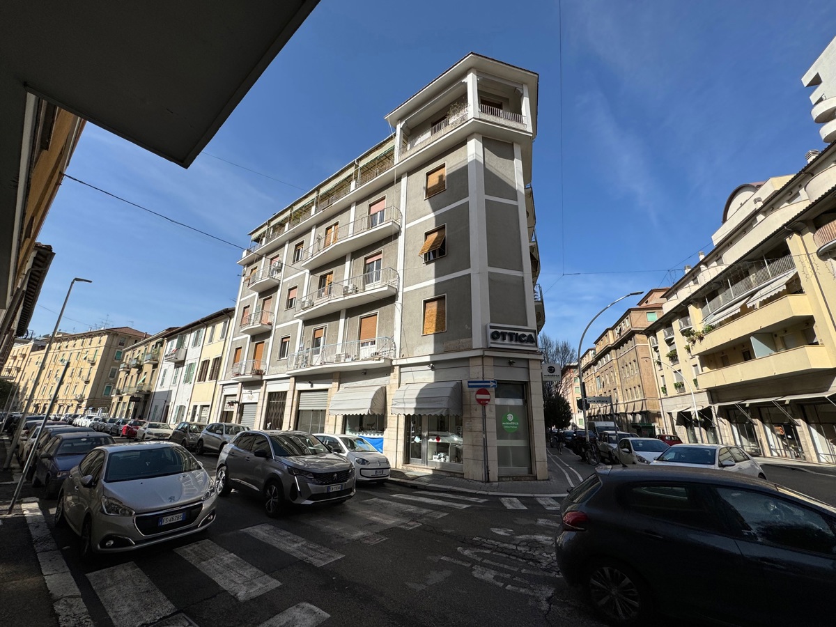 Foto 23 di 24 - Appartamento in vendita a Terni