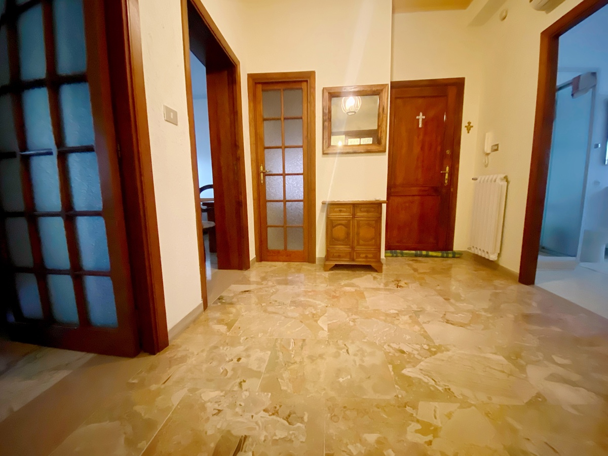 Foto 2 di 15 - Appartamento in vendita a Sassari
