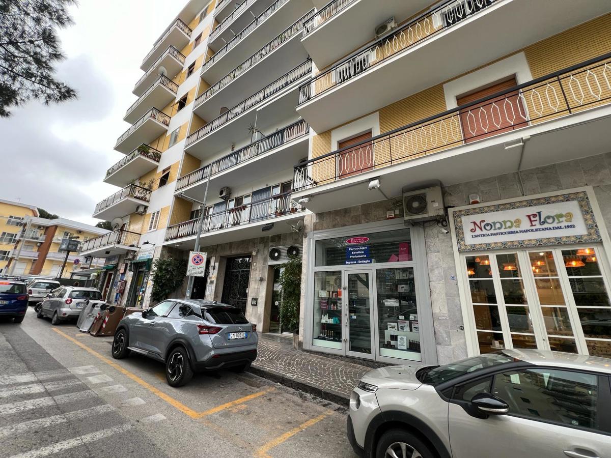 Foto 16 di 18 - Appartamento in vendita a Napoli