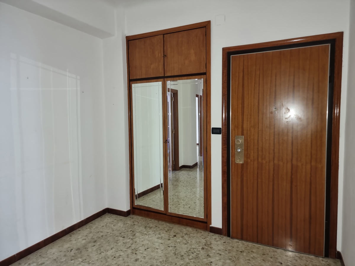 Foto 4 di 14 - Appartamento in vendita a Taranto
