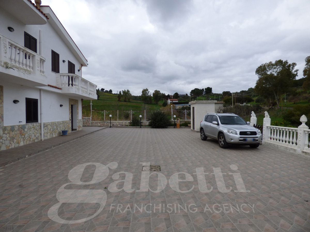 Foto 10 di 11 - Villa a schiera in vendita a Santa Flavia