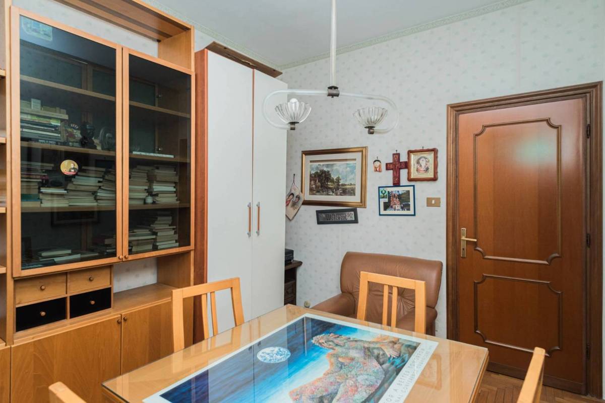 Foto 18 di 28 - Appartamento in vendita a Roma
