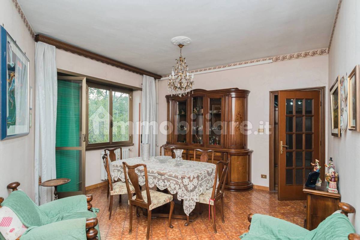Foto 1 di 28 - Appartamento in vendita a Roma