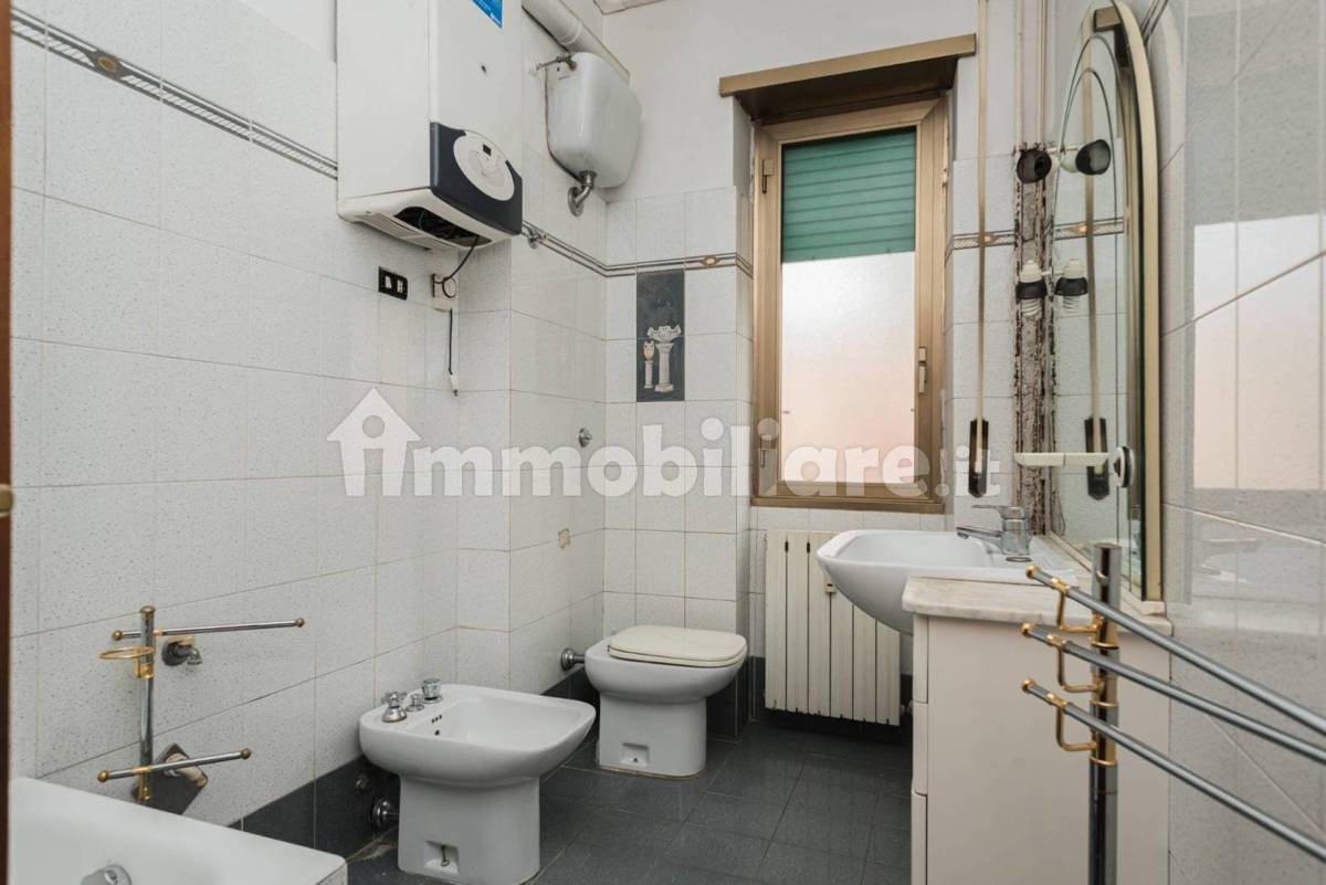 Foto 19 di 28 - Appartamento in vendita a Roma