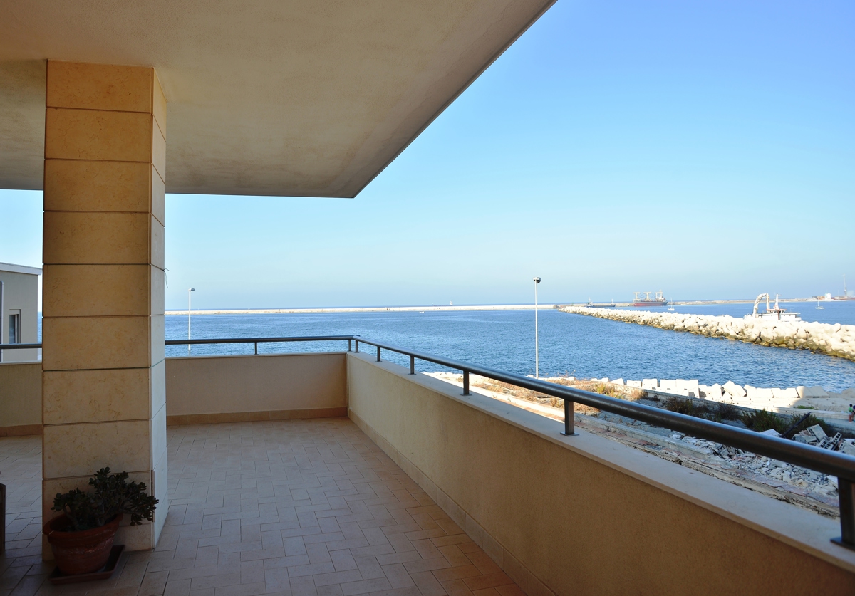 Foto 2 di 25 - Appartamento in affitto a Bari