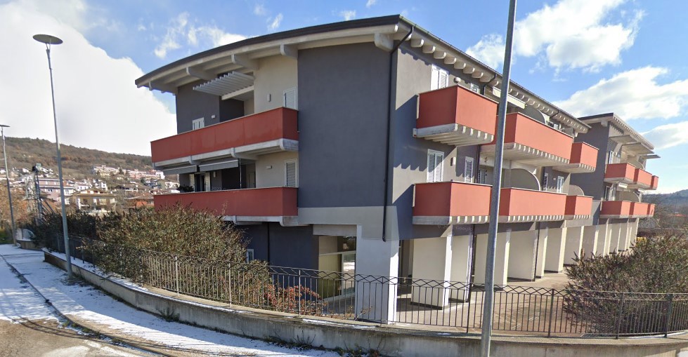 Foto 1 di 20 - Appartamento in vendita a L'Aquila