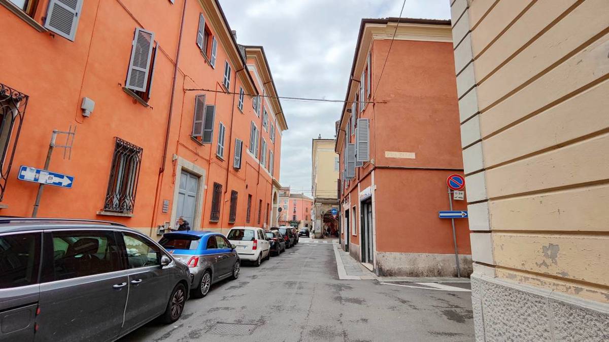 Foto 20 di 25 - Appartamento in vendita a Piacenza