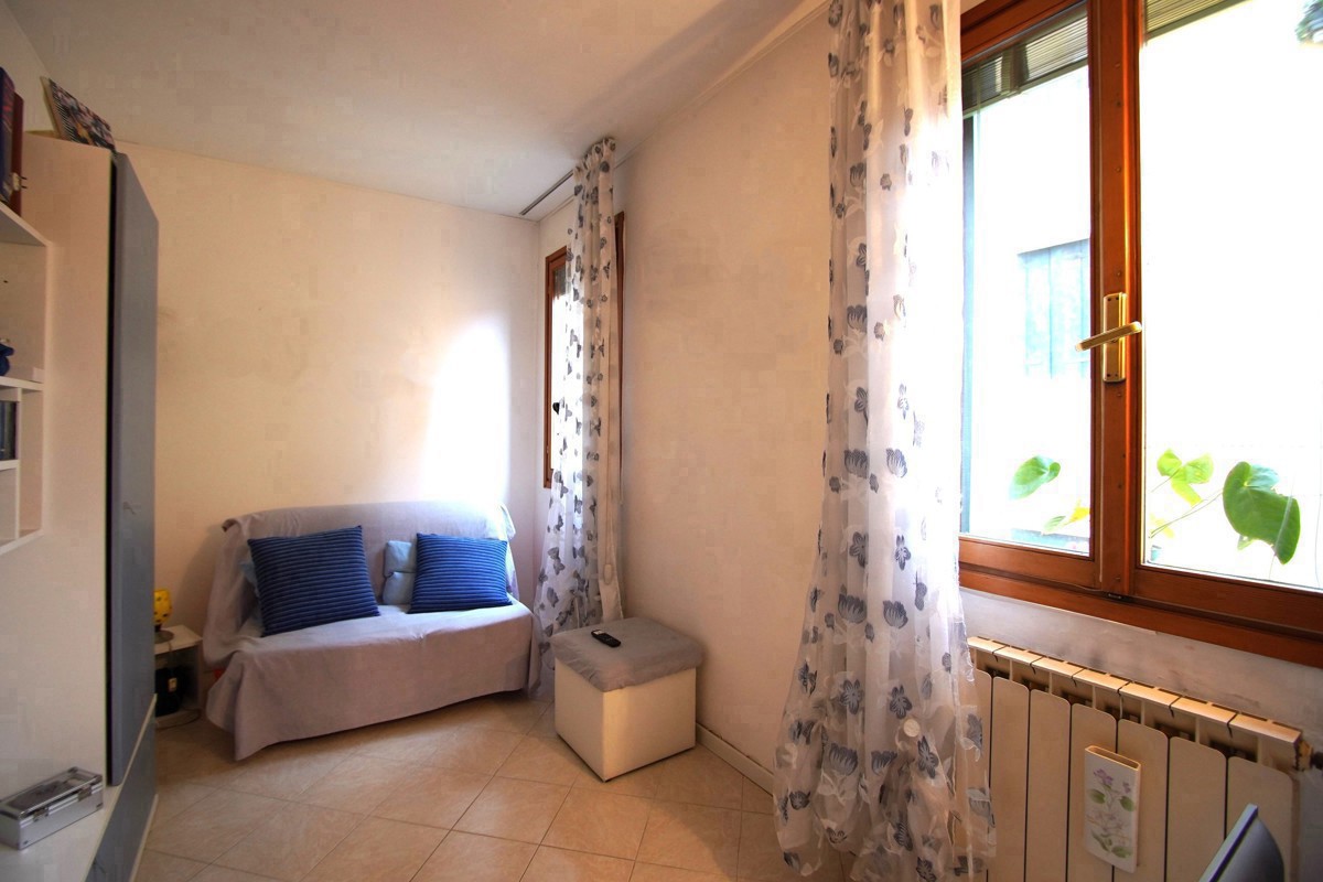 Foto 4 di 15 - Appartamento in vendita a Venezia