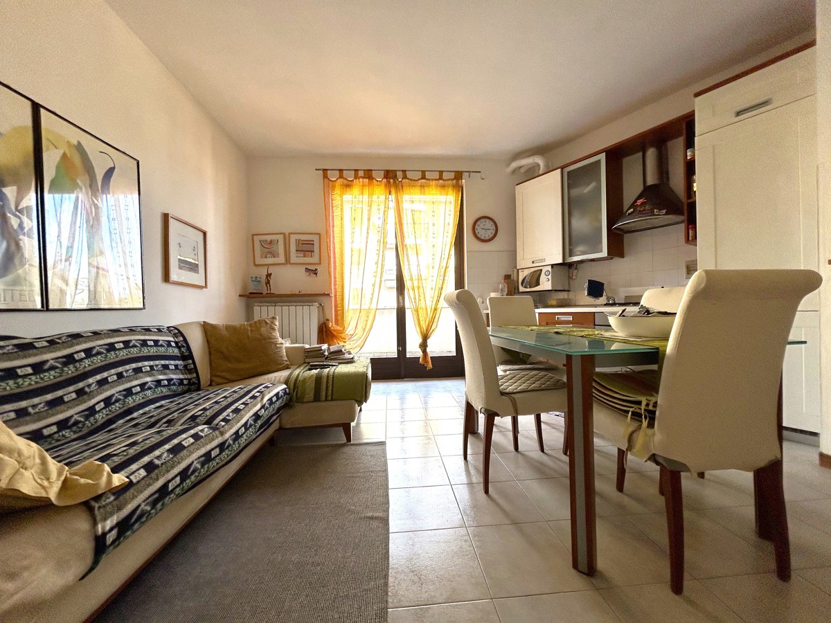 Vendita Bilocale Appartamento Cornate d'Adda Via Leopardi, 0 478253