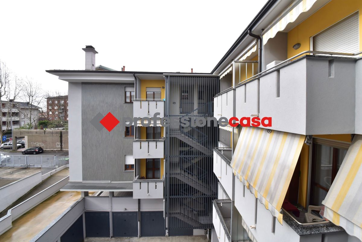 Foto 24 di 29 - Appartamento in vendita a Paderno Dugnano