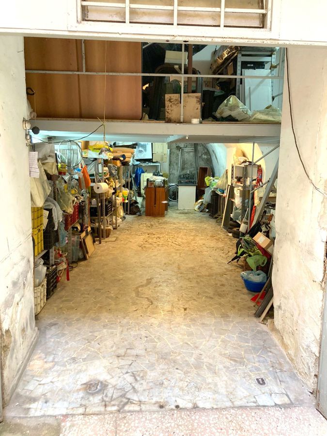 Foto 9 di 11 - Garage in vendita a Napoli