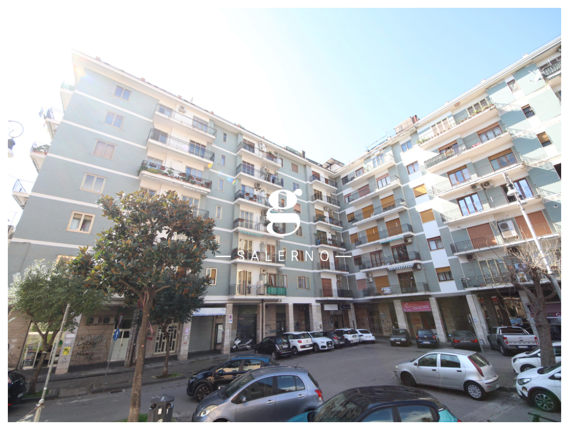 Foto 2 di 21 - Appartamento in vendita a Salerno
