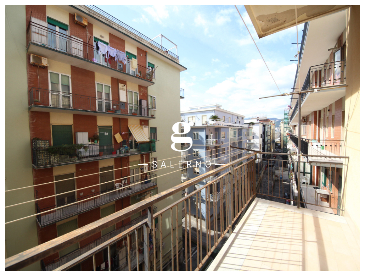 Foto 16 di 21 - Appartamento in vendita a Salerno