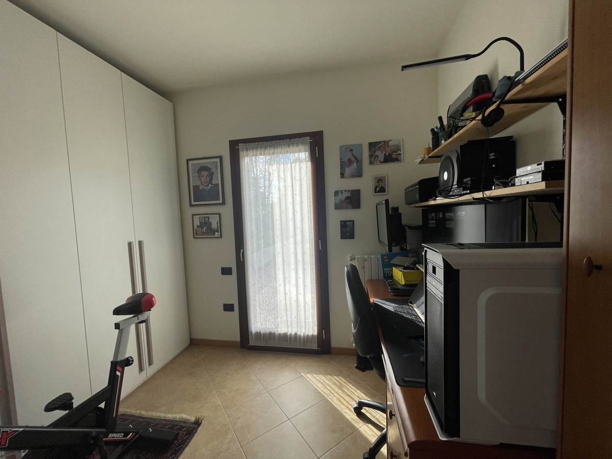 Foto 9 di 11 - Appartamento in vendita a Legnago