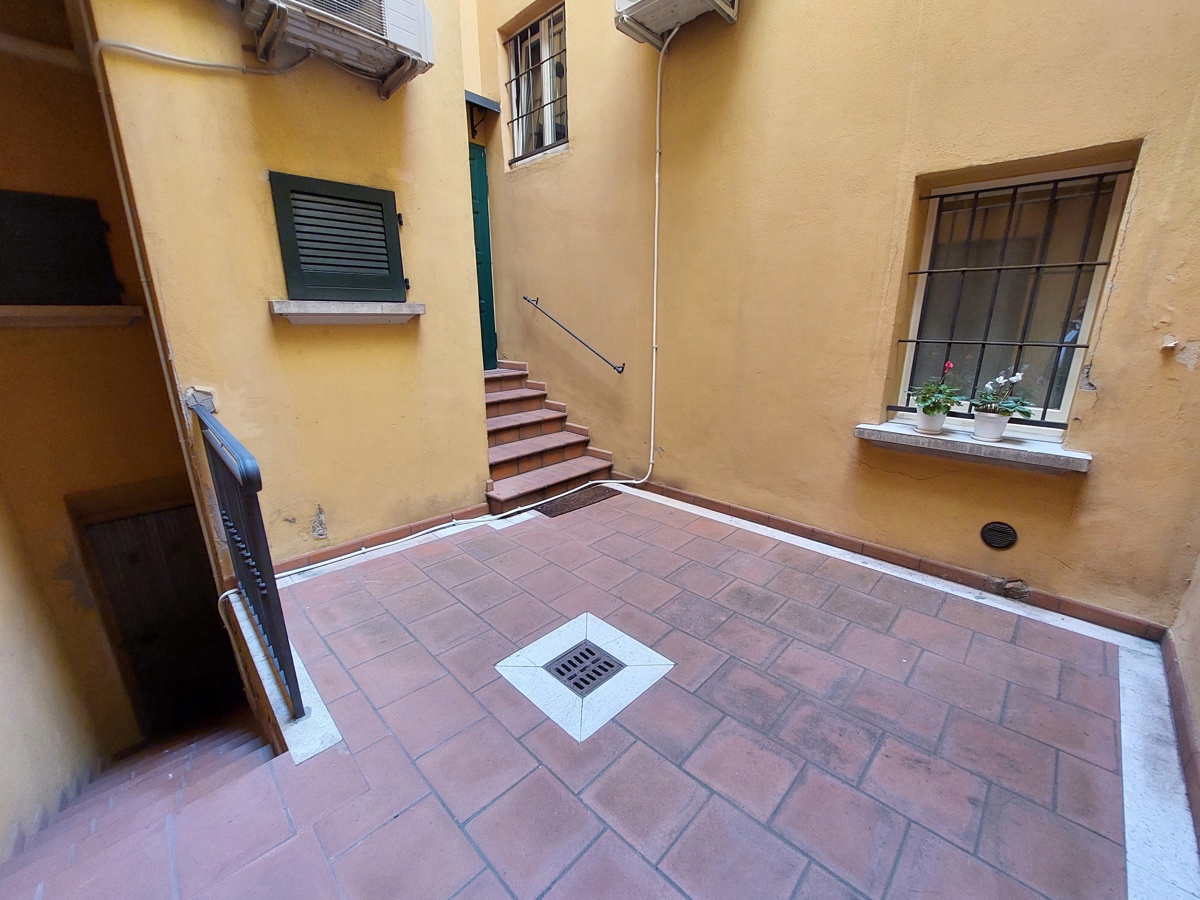 Foto 14 di 17 - Appartamento in affitto a Bologna