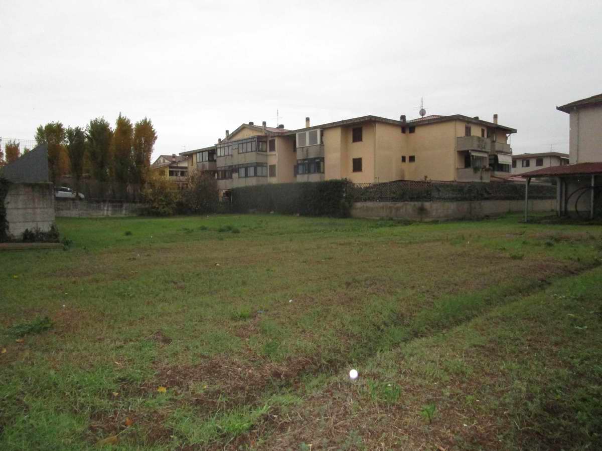 Foto 6 di 37 - Villa in vendita a Prato