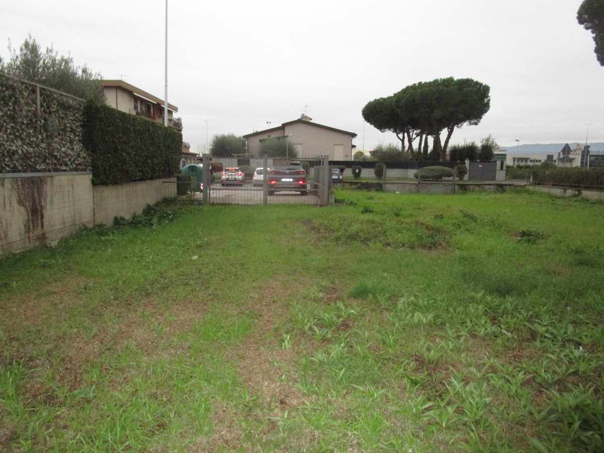 Foto 11 di 37 - Villa in vendita a Prato