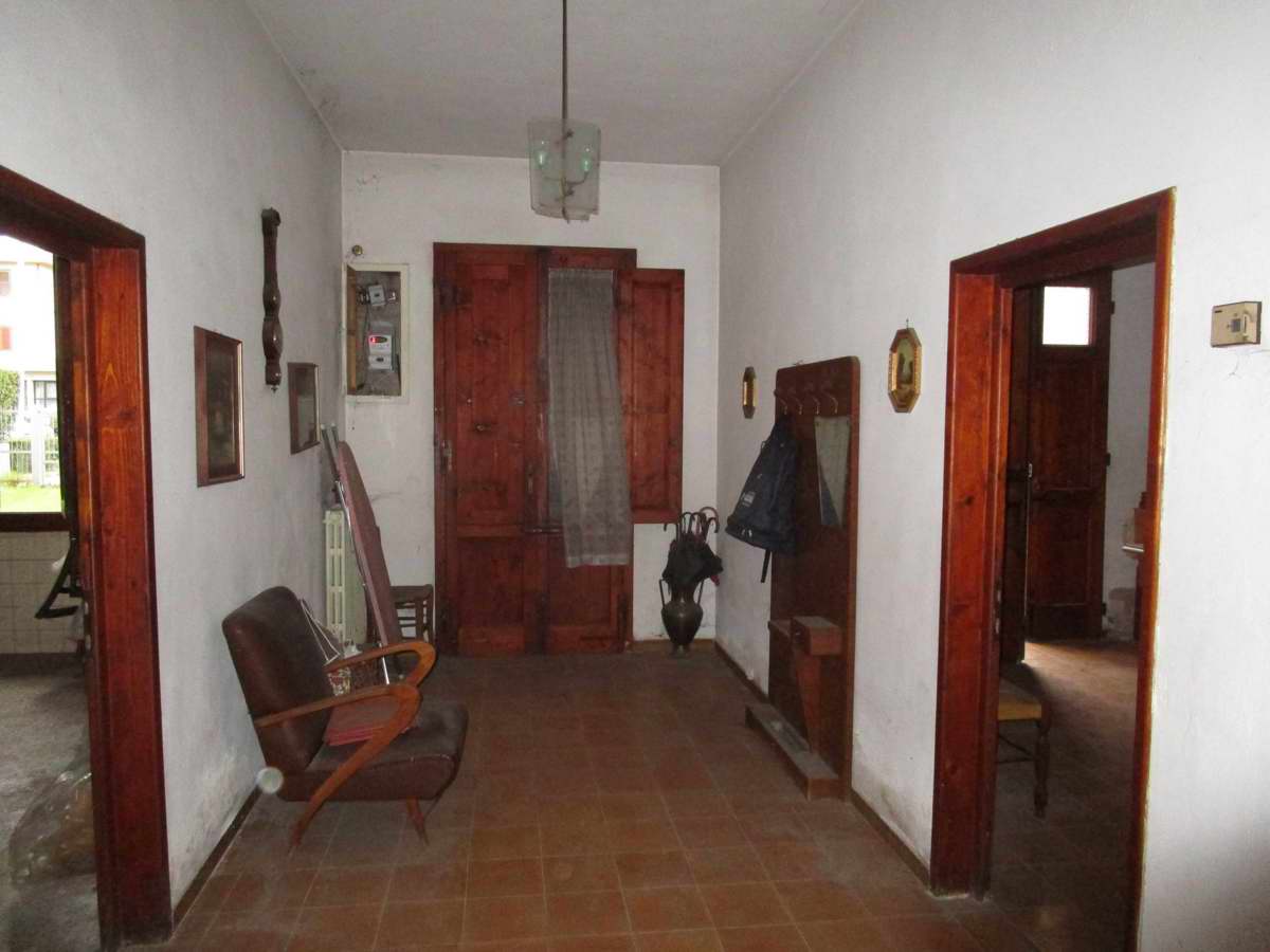 Foto 15 di 37 - Villa in vendita a Prato