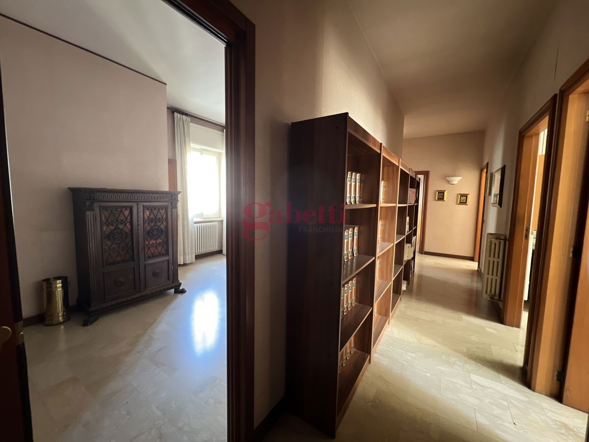 Foto 4 di 19 - Appartamento in vendita a Lecce