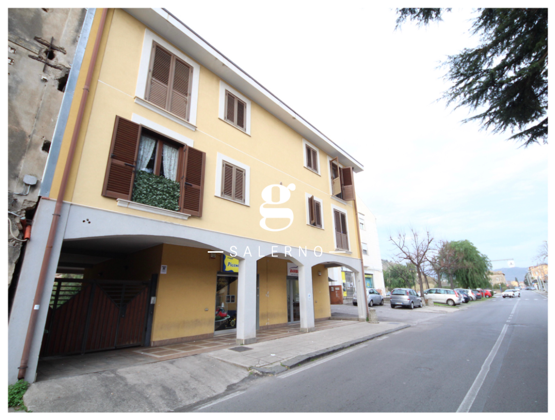 Foto 21 di 23 - Appartamento in vendita a Salerno