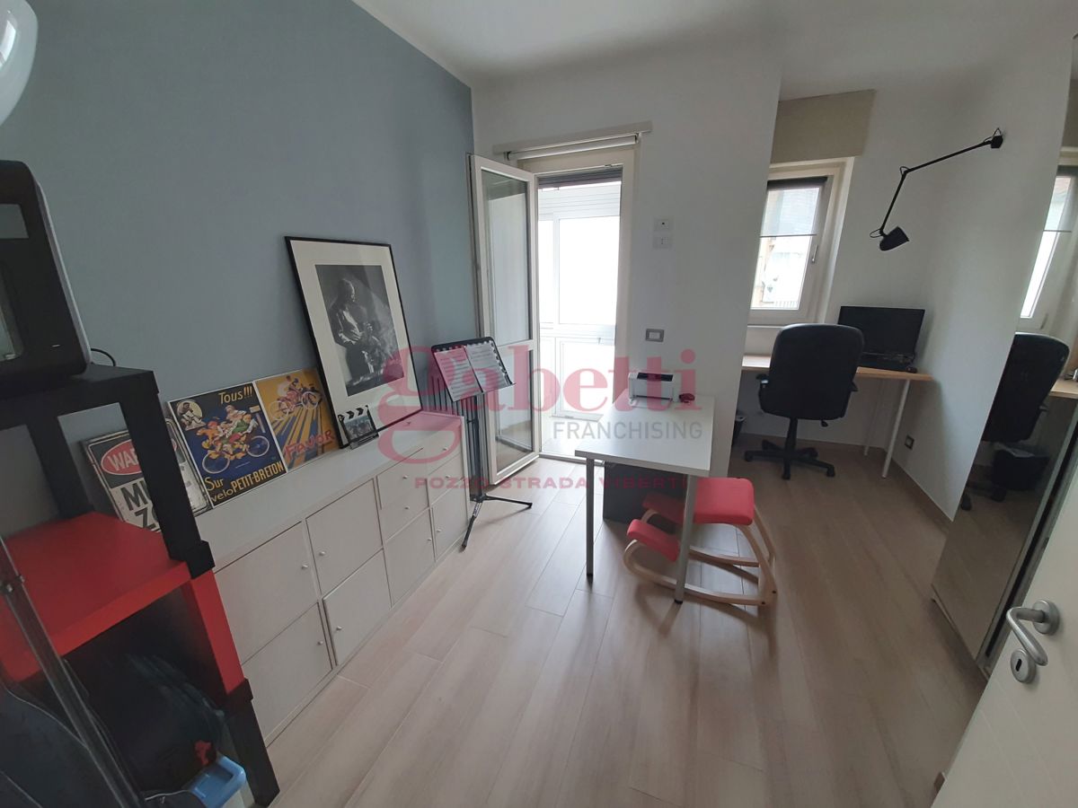 Foto 11 di 24 - Appartamento in vendita a Torino