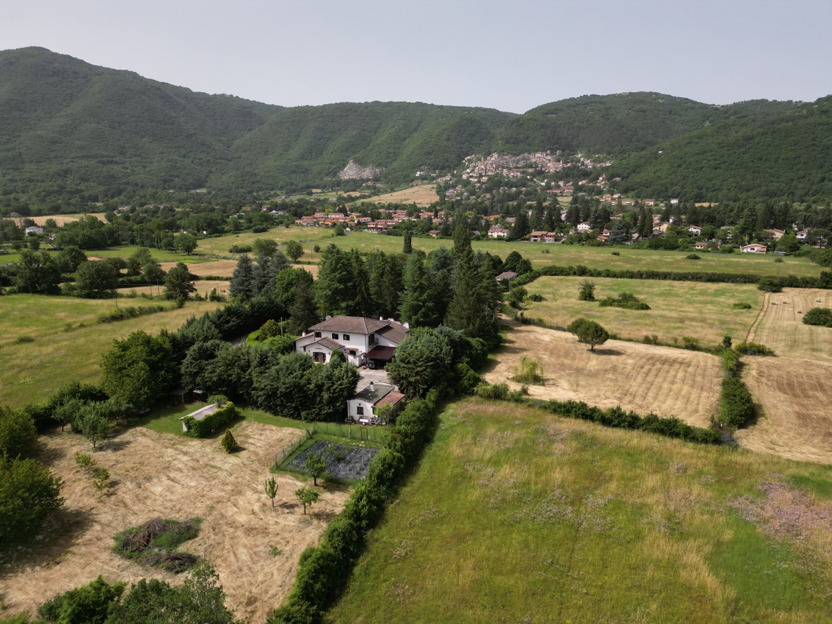 Foto 7 di 22 - Villa in vendita a Rocca di Botte