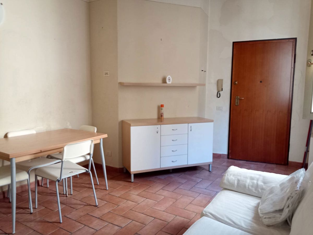 Foto 10 di 14 - Appartamento in affitto a Siena