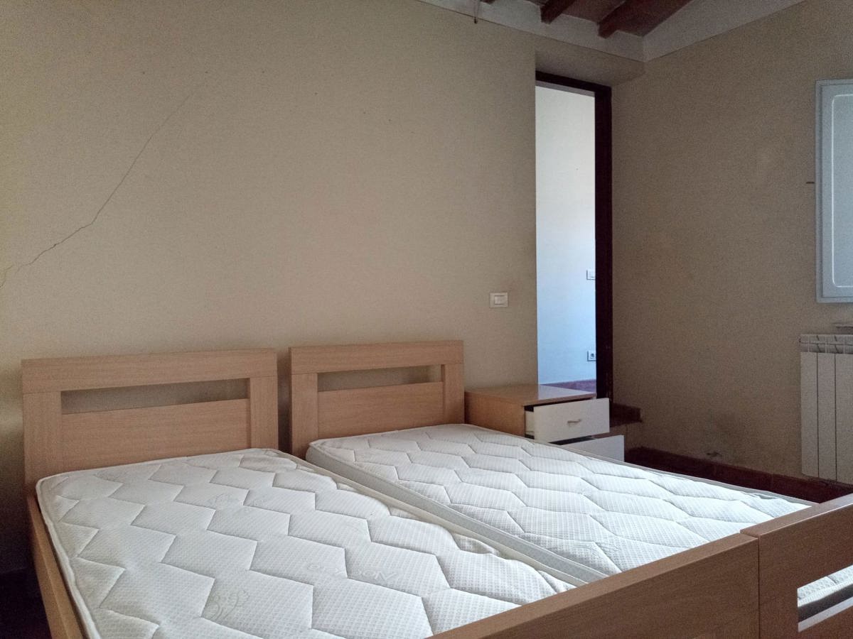 Foto 7 di 14 - Appartamento in affitto a Siena