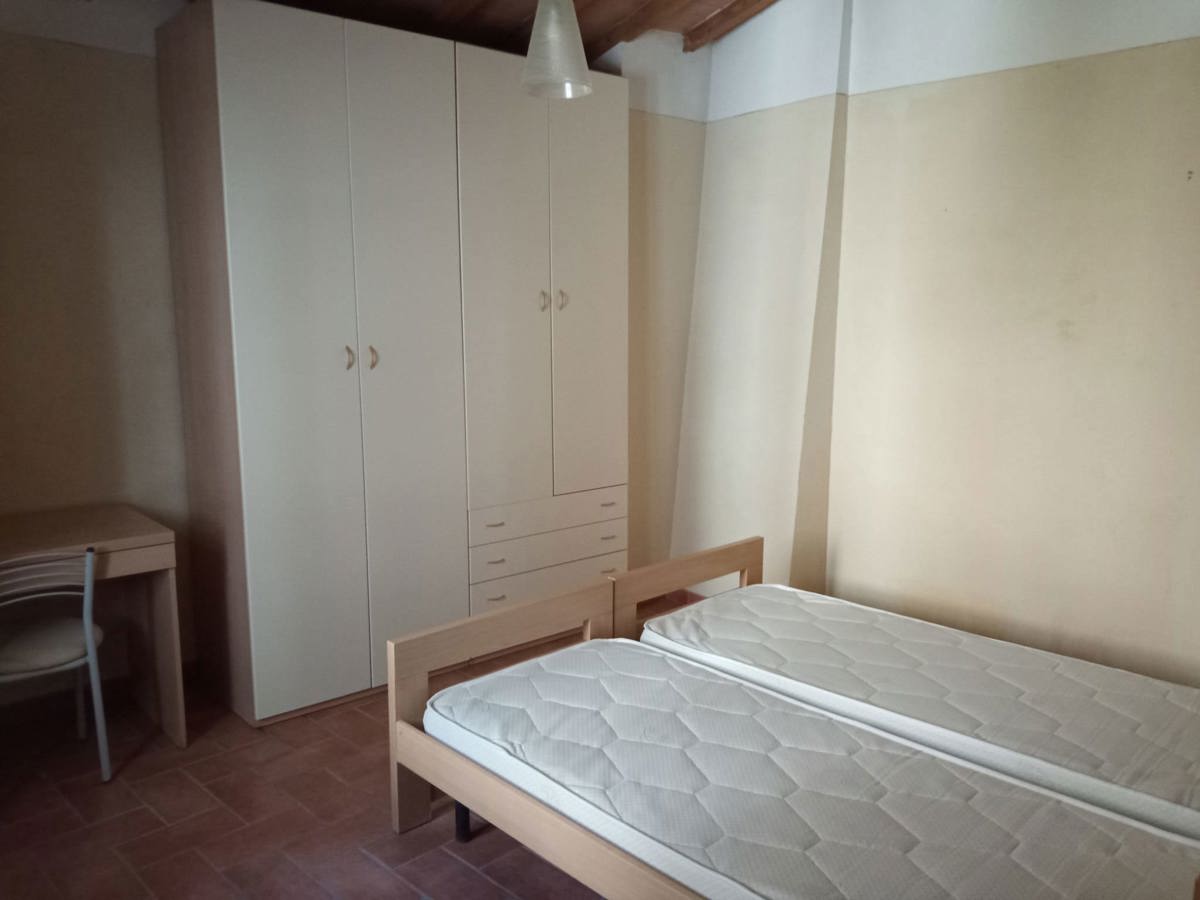 Foto 8 di 14 - Appartamento in affitto a Siena