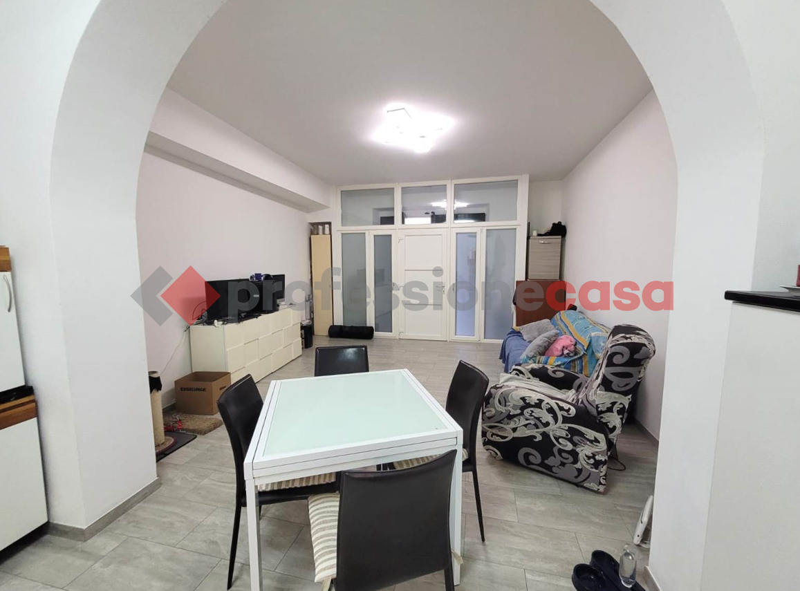 Foto 1 di 15 - Appartamento in vendita a Livorno