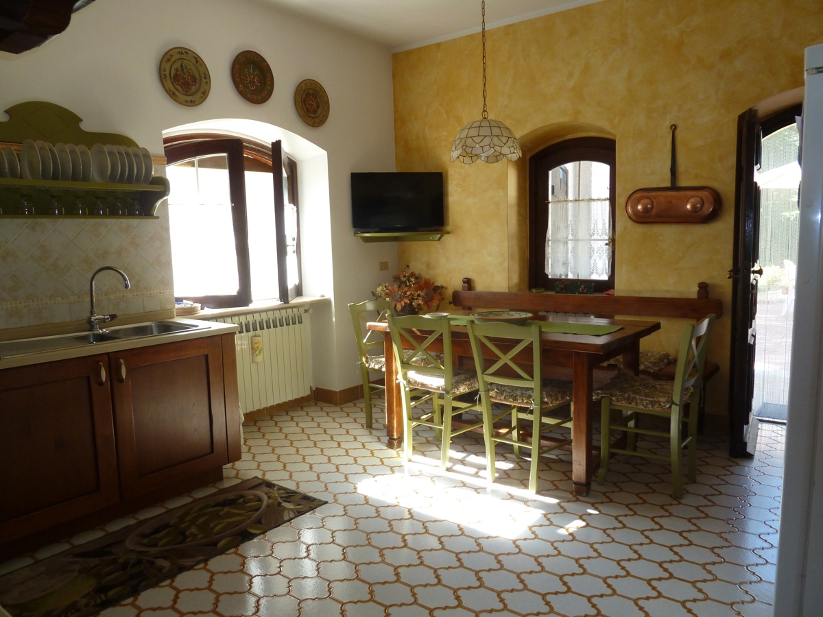 Foto 5 di 51 - Casa indipendente in vendita a Rocca di Botte