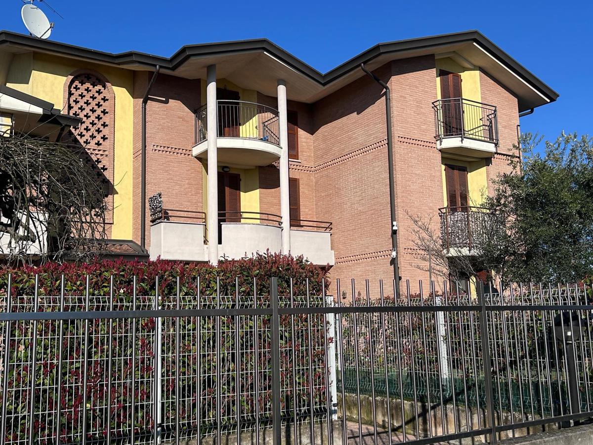 Foto 1 di 21 - Appartamento in vendita a Gropello Cairoli