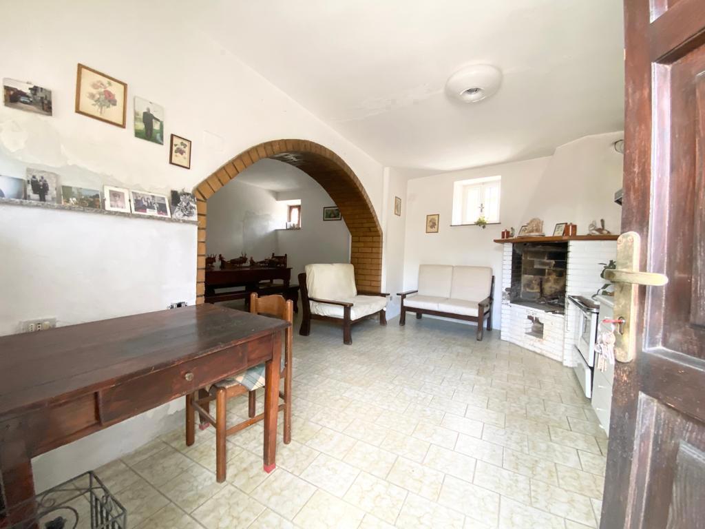 Foto 15 di 23 - Casa indipendente in vendita a Assisi
