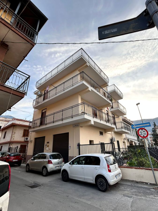 Foto 12 di 14 - Appartamento in vendita a Carini