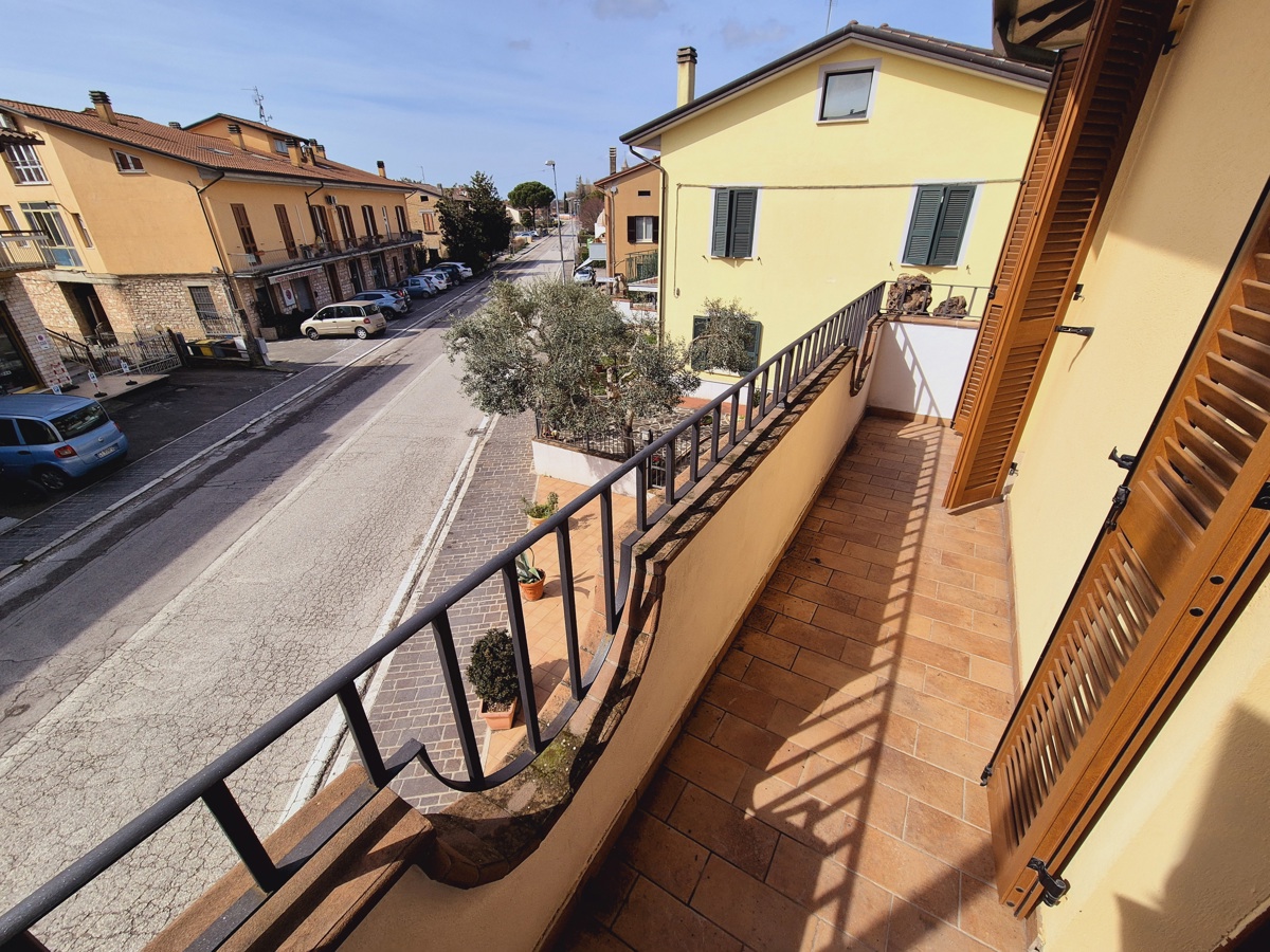 Foto 4 di 13 - Appartamento in vendita a Assisi