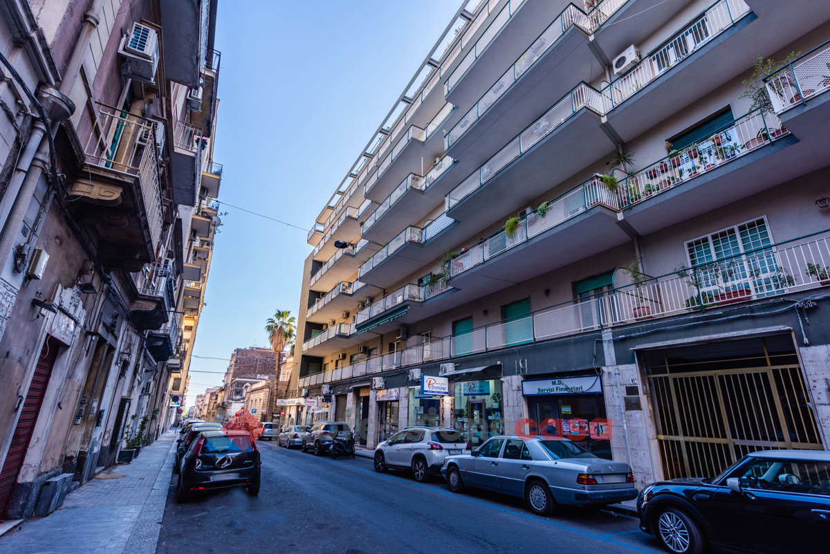 Foto 22 di 27 - Appartamento in vendita a Catania