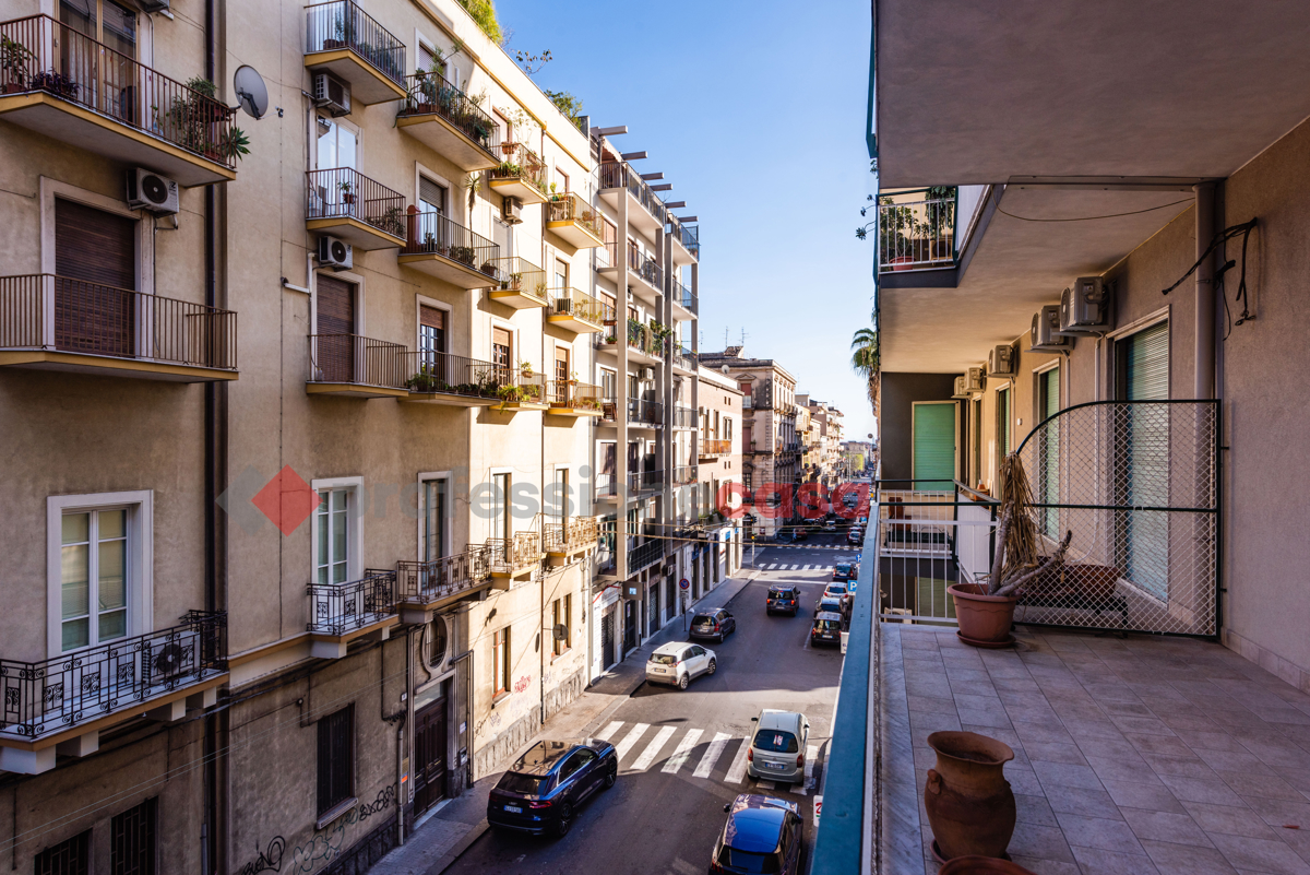 Foto 4 di 27 - Appartamento in vendita a Catania